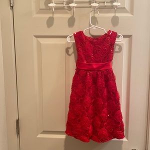 Girls size 4 sequins rose 🌹 dress